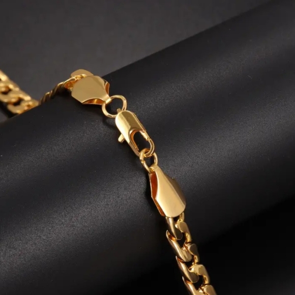 18k Gold Plated Cuban Chain for Men and Women Necklace Jewelry - Picture 5 of 8